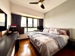 Waterfront Gold (D16), Condominium #579738501